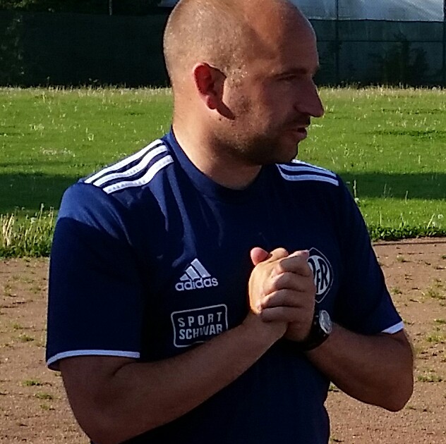 Jacques Goumai AKTION FUSSBALLCAMP